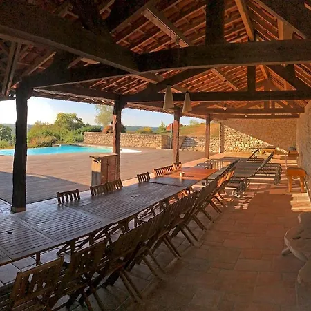 Les Maisons D'en & Piscine A Debordement Chauffee Saint-Remy (Aveyron)