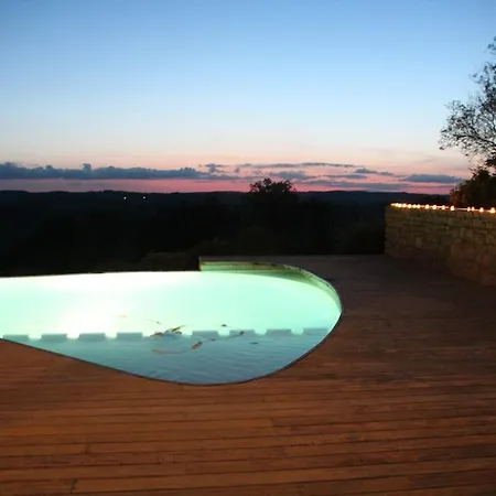 Les Maisons D'en & Piscine A Debordement Chauffee