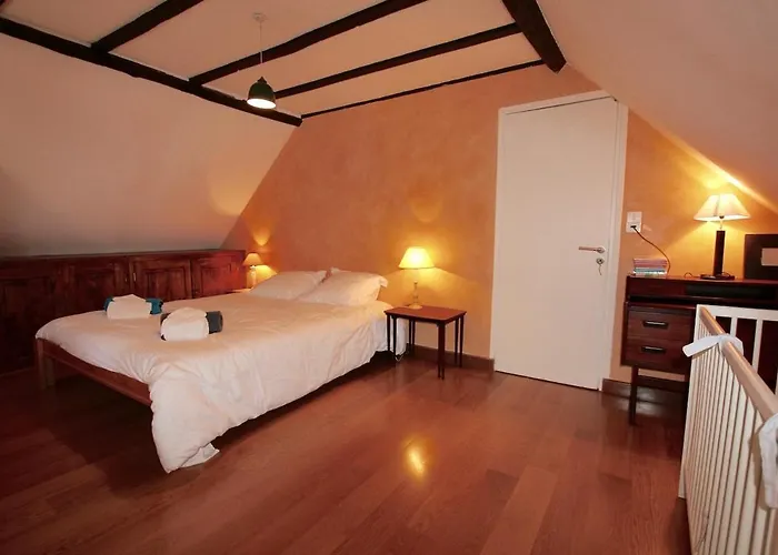 Ferienhaus Les Maisons D'en & Piscine A Debordement Chauffee *