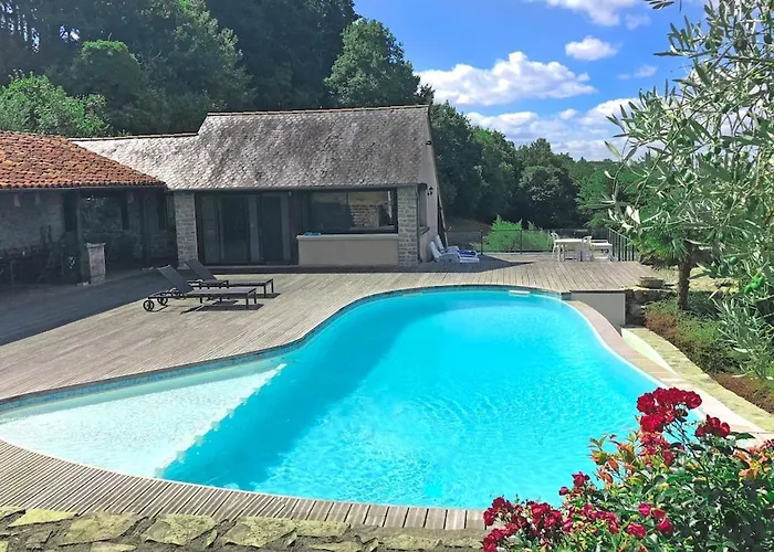 Ferienhaus Les Maisons D'en & Piscine A Debordement Chauffee *